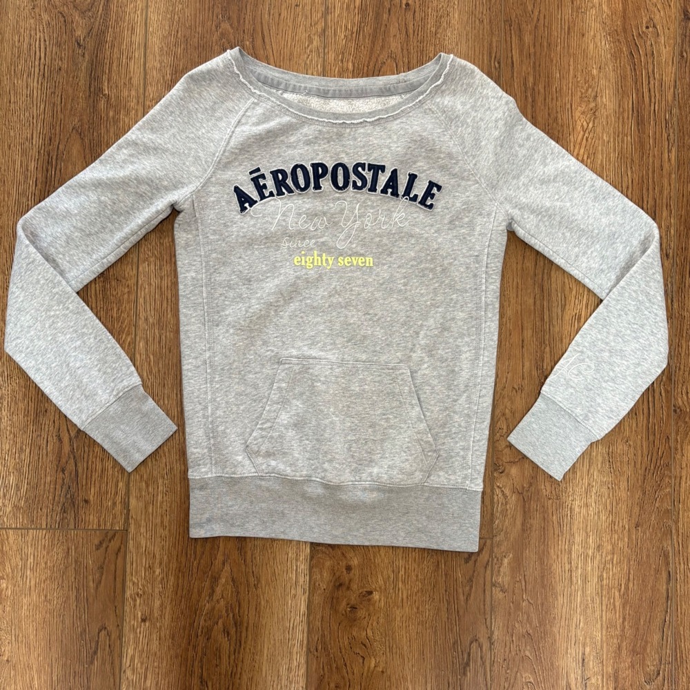 Aeropostale New York Graphic Sweatshirt Pullover Gray Women Small Emboidered y2k